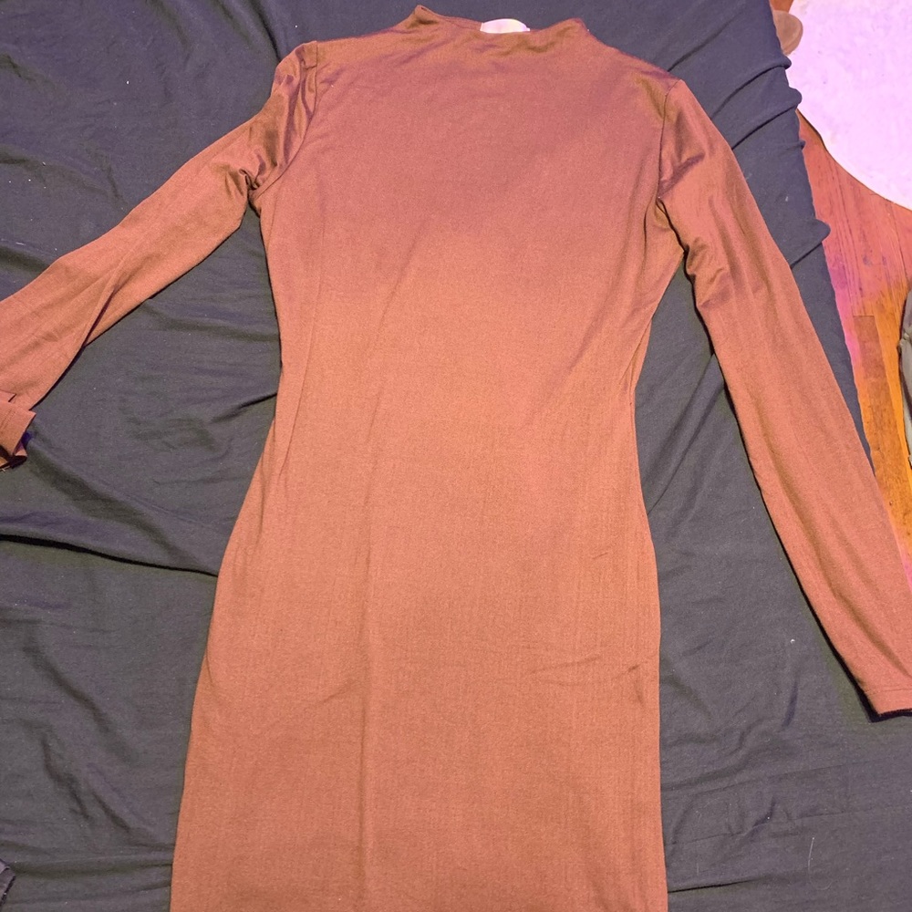 Long Brown dress for the fall cute and with another layer underneath the dress